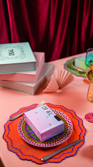 Think Pink Servis Tabak (4’lü Set)